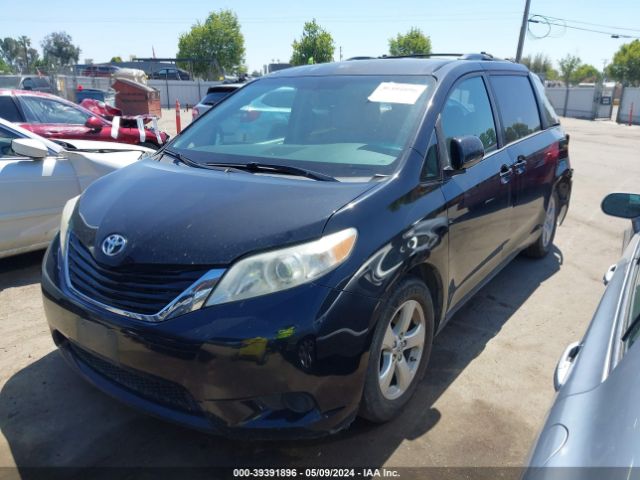 Photo 1 VIN: 5TDKK3DC9GS746401 - TOYOTA SIENNA 