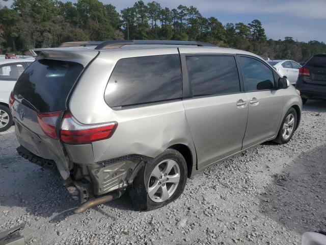 Photo 2 VIN: 5TDKK3DC9GS750559 - TOYOTA SIENNA LE 