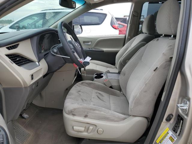 Photo 6 VIN: 5TDKK3DC9GS750559 - TOYOTA SIENNA LE 