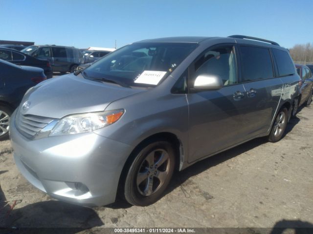 Photo 1 VIN: 5TDKK3DC9GS751629 - TOYOTA SIENNA 