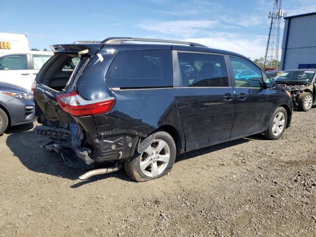 Photo 2 VIN: 5TDKK3DC9GS757169 - TOYOTA SIENNA LE 