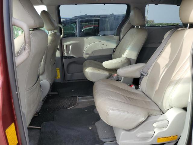 Photo 10 VIN: 5TDKK3DCXBS010768 - TOYOTA SIENNA LE 