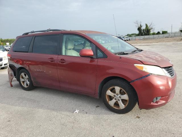 Photo 3 VIN: 5TDKK3DCXBS010768 - TOYOTA SIENNA LE 