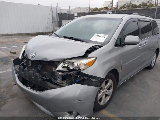 Photo 1 VIN: 5TDKK3DCXBS013525 - TOYOTA SIENNA 