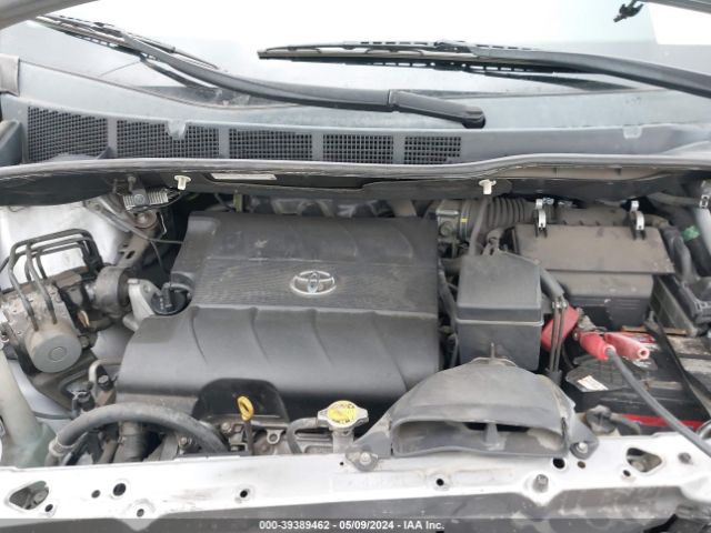 Photo 9 VIN: 5TDKK3DCXBS013525 - TOYOTA SIENNA 