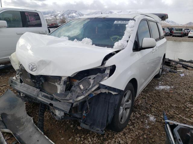 Photo 1 VIN: 5TDKK3DCXBS014867 - TOYOTA SIENNA LE 