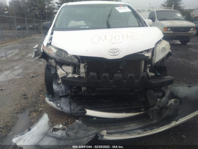 Photo 5 VIN: 5TDKK3DCXBS022953 - TOYOTA SIENNA 