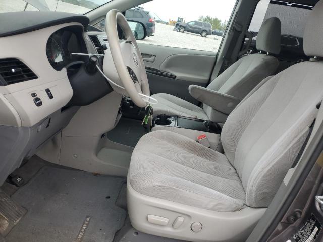 Photo 6 VIN: 5TDKK3DCXBS031166 - TOYOTA SIENNA LE 