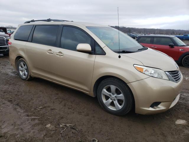 Photo 3 VIN: 5TDKK3DCXBS043852 - TOYOTA SIENNA LE 