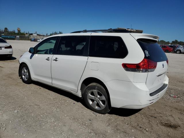 Photo 1 VIN: 5TDKK3DCXBS067942 - TOYOTA SIENNA 