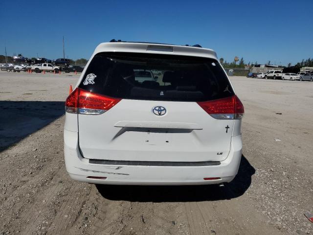 Photo 5 VIN: 5TDKK3DCXBS067942 - TOYOTA SIENNA 