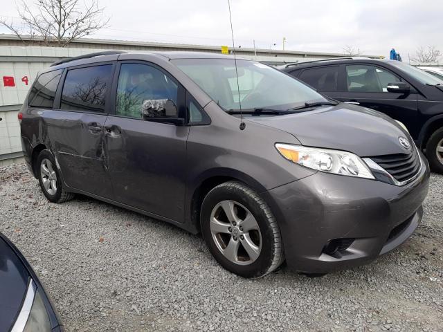 Photo 3 VIN: 5TDKK3DCXBS077984 - TOYOTA SIENNA LE 