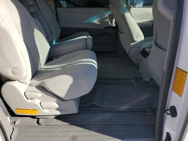 Photo 10 VIN: 5TDKK3DCXBS096650 - TOYOTA SIENNA LE 