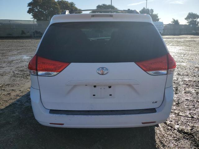 Photo 5 VIN: 5TDKK3DCXBS096650 - TOYOTA SIENNA LE 