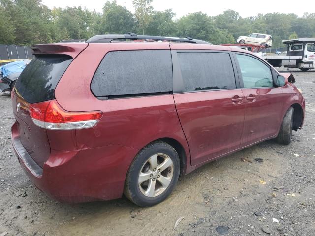 Photo 2 VIN: 5TDKK3DCXBS109753 - TOYOTA SIENNA LE 