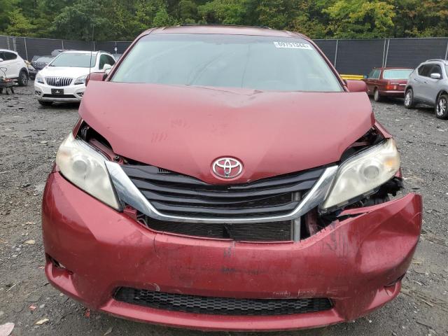 Photo 4 VIN: 5TDKK3DCXBS109753 - TOYOTA SIENNA LE 