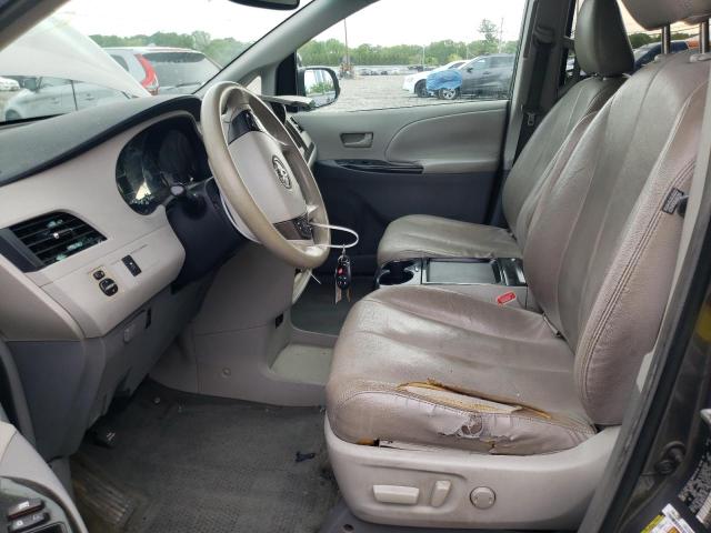 Photo 6 VIN: 5TDKK3DCXBS122406 - TOYOTA SIENNA LE 