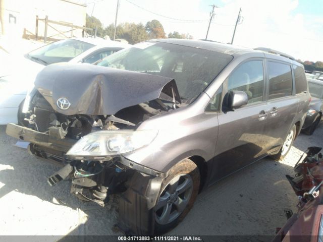 Photo 1 VIN: 5TDKK3DCXBS125662 - TOYOTA SIENNA LE 