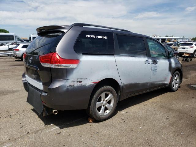 Photo 2 VIN: 5TDKK3DCXBS140971 - TOYOTA SIENNA LE 