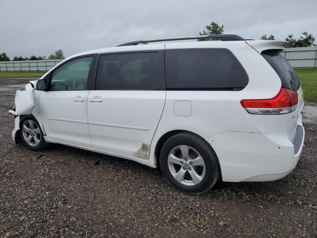 Photo 1 VIN: 5TDKK3DCXBS155017 - TOYOTA SIENNA LE 