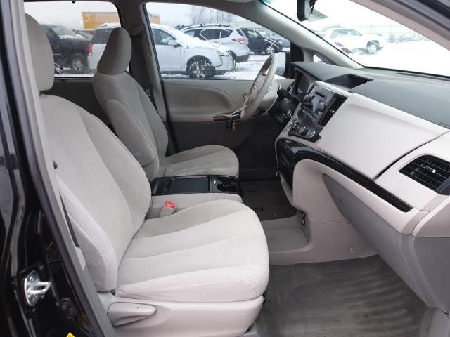 Photo 4 VIN: 5TDKK3DCXBS160170 - TOYOTA SIENNA LE 