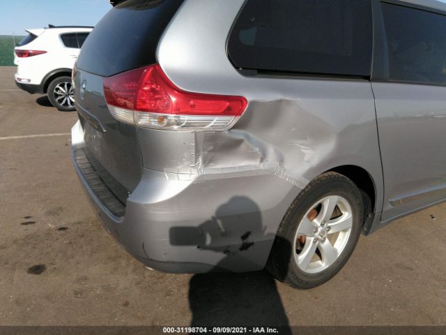 Photo 5 VIN: 5TDKK3DCXBS172397 - TOYOTA SIENNA 