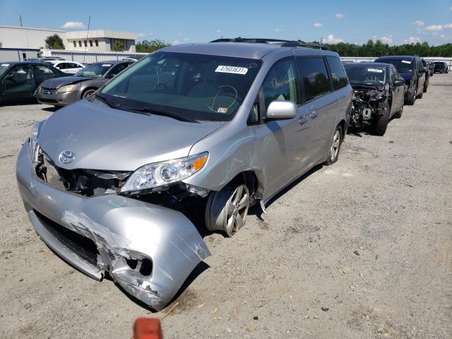 Photo 1 VIN: 5TDKK3DCXBS174960 - TOYOTA SIENNA LE 