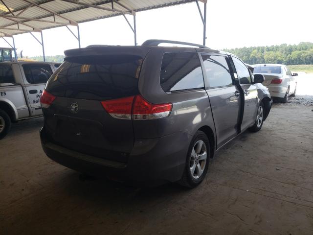 Photo 3 VIN: 5TDKK3DCXCS193512 - TOYOTA SIENNA LE 