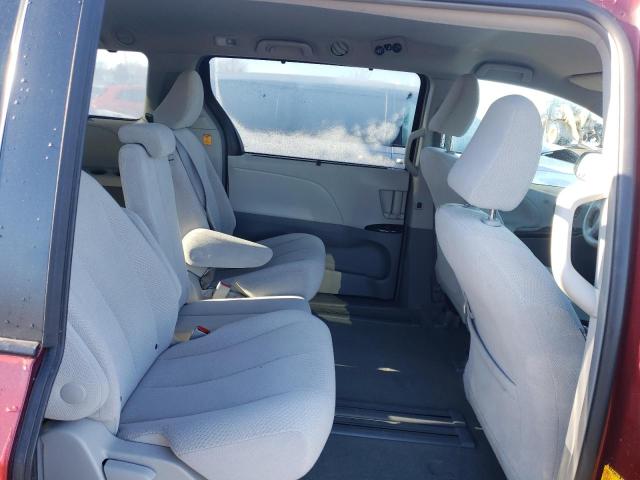 Photo 10 VIN: 5TDKK3DCXCS197138 - TOYOTA SIENNA LE 