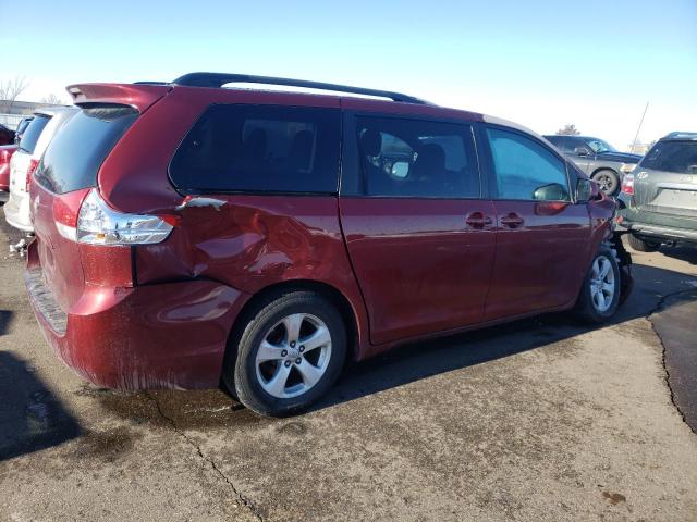 Photo 2 VIN: 5TDKK3DCXCS197138 - TOYOTA SIENNA LE 