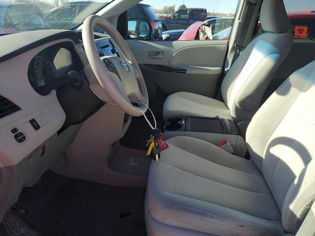 Photo 6 VIN: 5TDKK3DCXCS206260 - TOYOTA SIENNA LE 