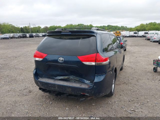 Photo 5 VIN: 5TDKK3DCXCS220076 - TOYOTA SIENNA 