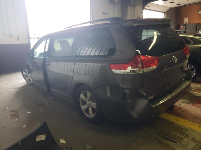 Photo 1 VIN: 5TDKK3DCXCS243857 - TOYOTA SIENNA LE 