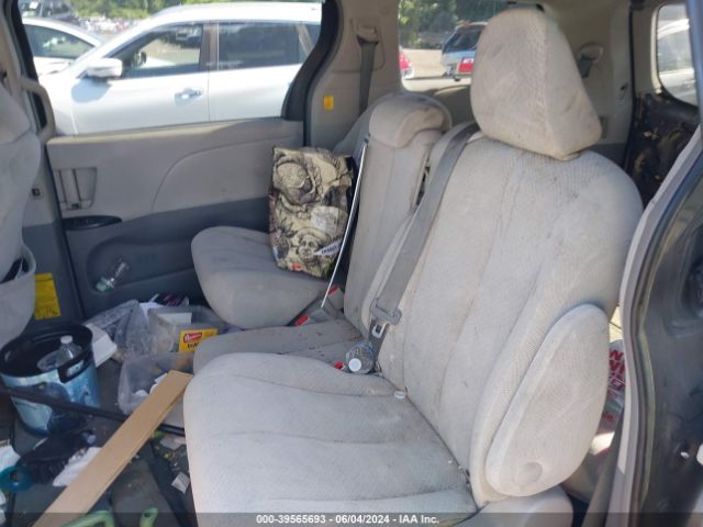 Photo 7 VIN: 5TDKK3DCXCS246905 - TOYOTA SIENNA 