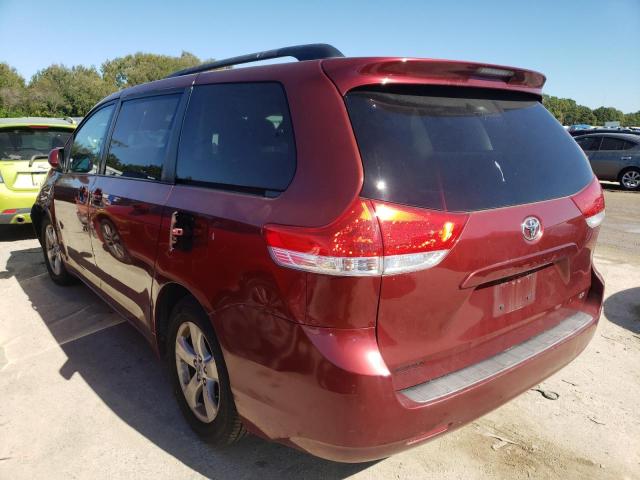 Photo 2 VIN: 5TDKK3DCXCS254308 - TOYOTA SIENNA LE 