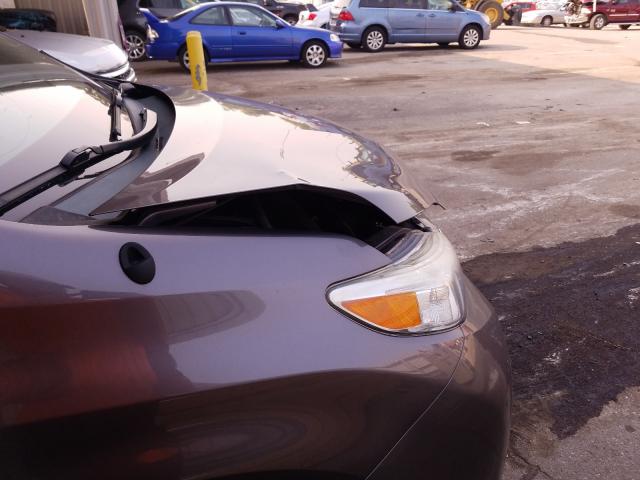 Photo 8 VIN: 5TDKK3DCXCS260528 - TOYOTA SIENNA LE 