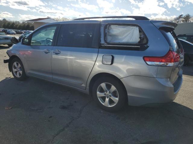 Photo 1 VIN: 5TDKK3DCXDS283499 - TOYOTA SIENNA LE 