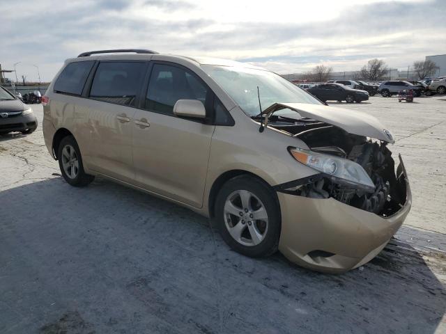 Photo 3 VIN: 5TDKK3DCXDS300401 - TOYOTA SIENNA LE 