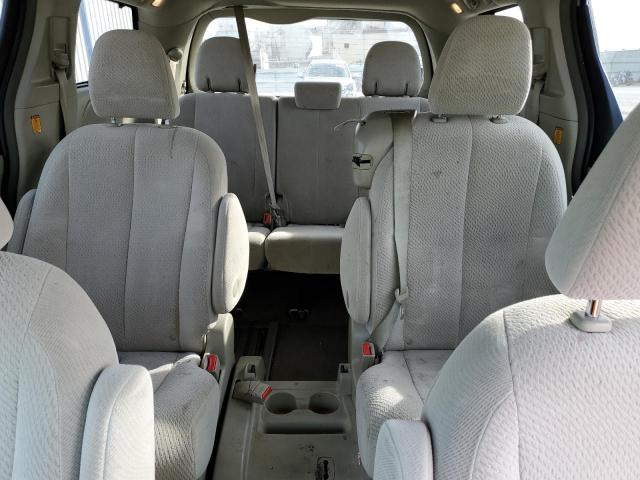 Photo 9 VIN: 5TDKK3DCXDS300401 - TOYOTA SIENNA LE 