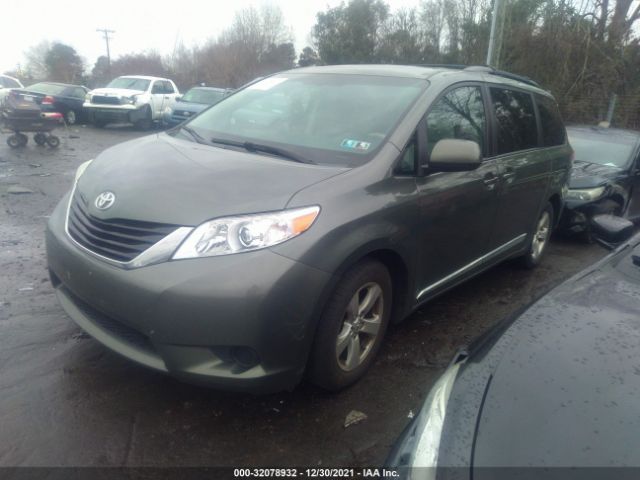 Photo 1 VIN: 5TDKK3DCXDS302424 - TOYOTA SIENNA 