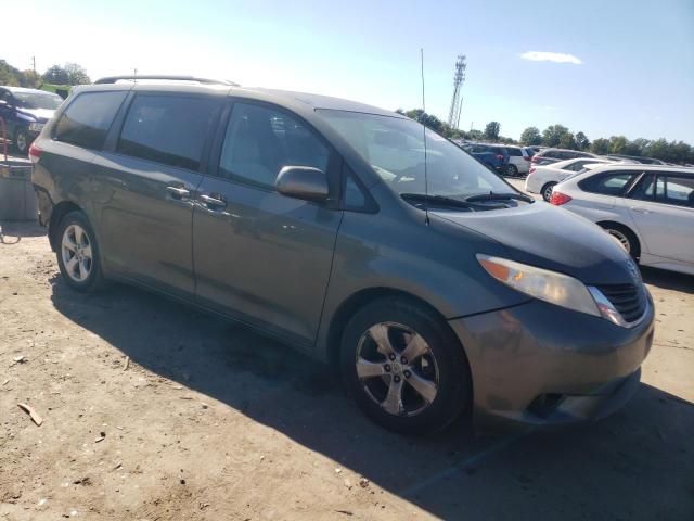 Photo 3 VIN: 5TDKK3DCXDS320454 - TOYOTA SIENNA LE 