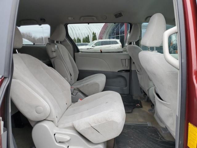 Photo 10 VIN: 5TDKK3DCXDS324889 - TOYOTA SIENNA LE 