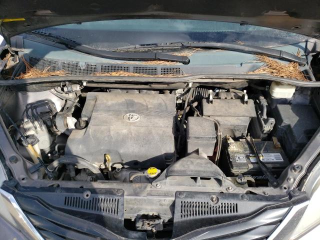 Photo 10 VIN: 5TDKK3DCXDS329123 - TOYOTA SIENNA LE 