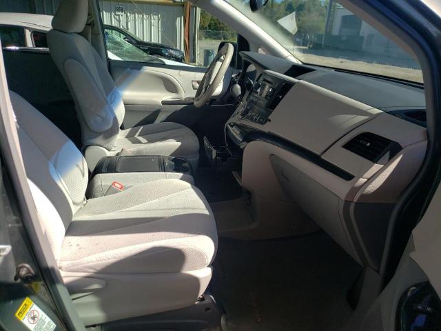 Photo 4 VIN: 5TDKK3DCXDS335973 - TOYOTA SIENNA LE 