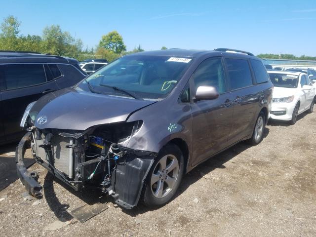 Photo 1 VIN: 5TDKK3DCXDS338775 - TOYOTA SIENNA LE 