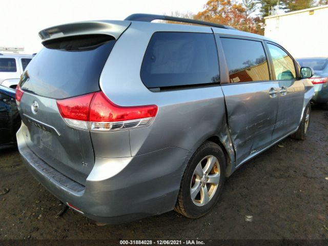 Photo 3 VIN: 5TDKK3DCXDS348190 - TOYOTA SIENNA 