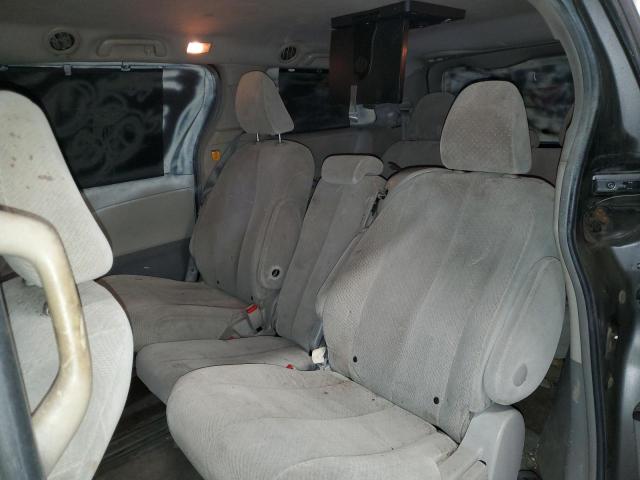 Photo 9 VIN: 5TDKK3DCXDS353230 - TOYOTA SIENNA LE 