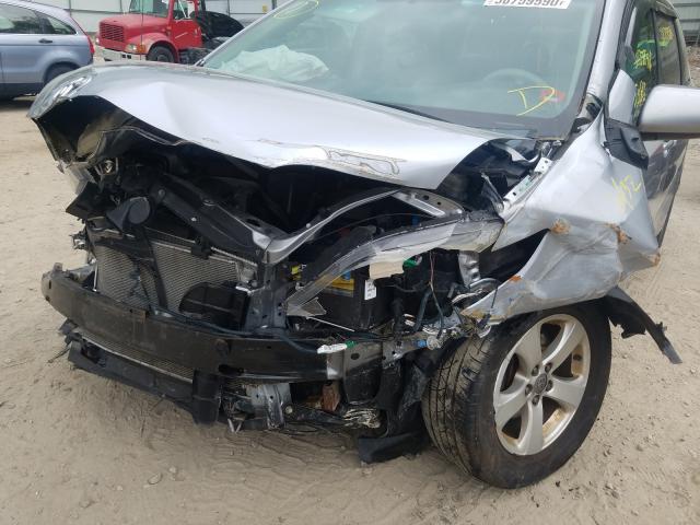 Photo 8 VIN: 5TDKK3DCXDS362848 - TOYOTA SIENNA LE 