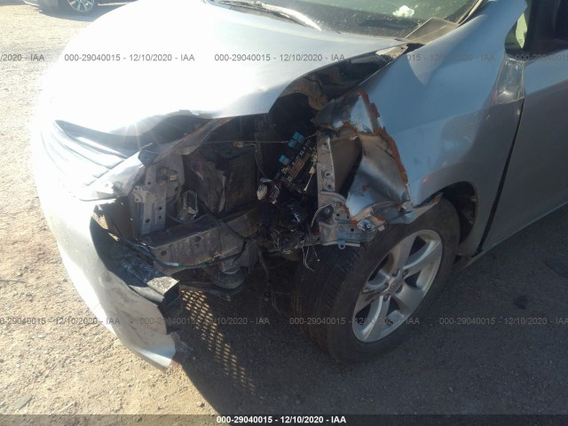 Photo 5 VIN: 5TDKK3DCXDS380430 - TOYOTA SIENNA 