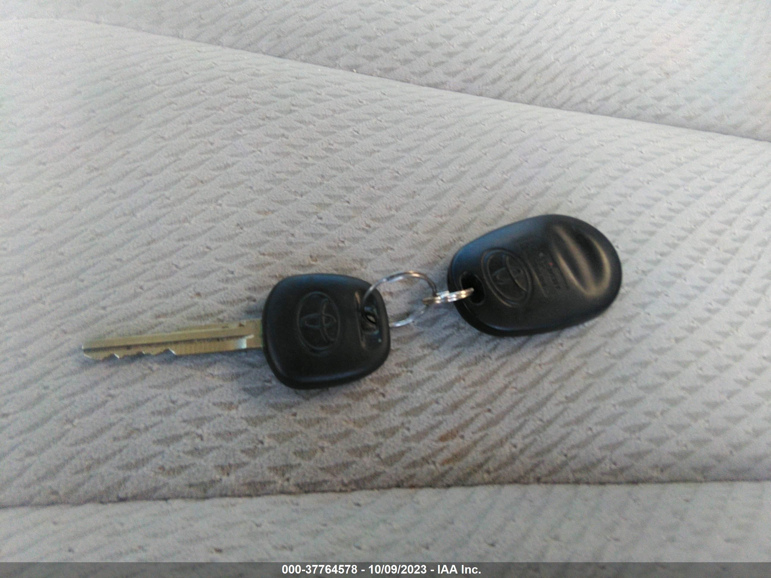 Photo 10 VIN: 5TDKK3DCXDS392609 - TOYOTA SIENNA 